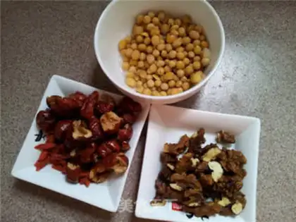Make walnut beans step 1