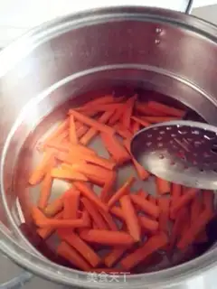 Make Hot carrot cake step 2