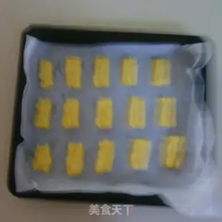 Make Pelican pretzels step 5