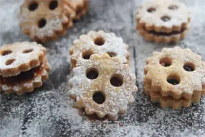 Make Ghost-faced Christmas cookies step 12