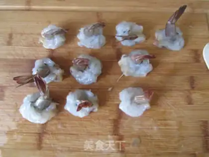 Make Fried phoenix shrimp step 5