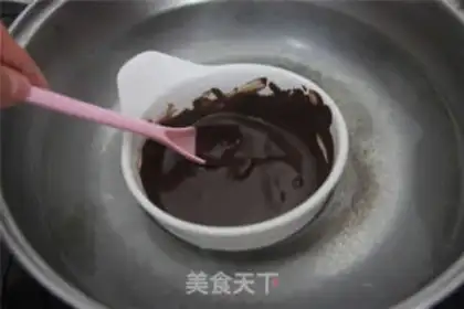 Make Strawberry with a heart step 1