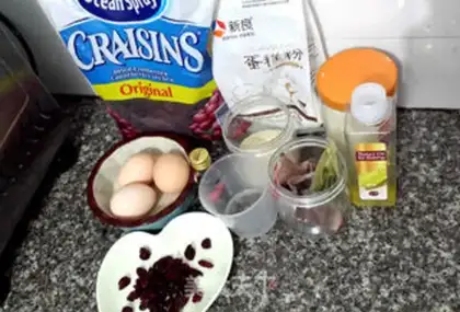 Make Cake with cranberry hearts step 0