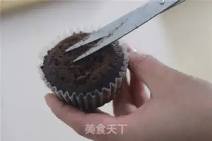 Make Strawberry with a heart step 7