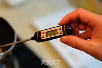 Make Crystal lollipop step 3