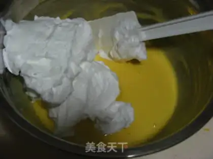 Make Gradual cream bouquet cake step 8