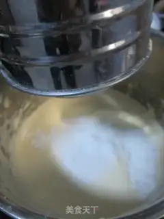 Make Honey walnut cake step 2