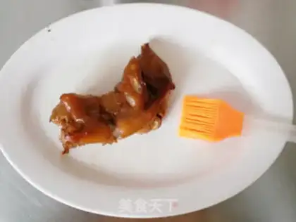 Make Roasted pig hoof step 9