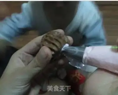 Make Swan puff step 12