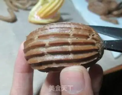 Make Swan puff step 15