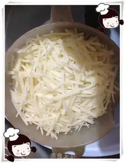 Make Three-smelt potatoes step 0