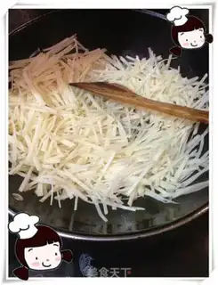 Make Three-smelt potatoes step 3