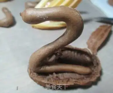 Make Swan puff step 18