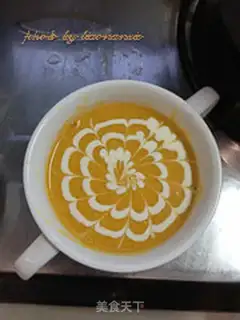 Make Pumpkin soup with salty cream step 8