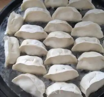 Make Cheese and beef onion pans step 9