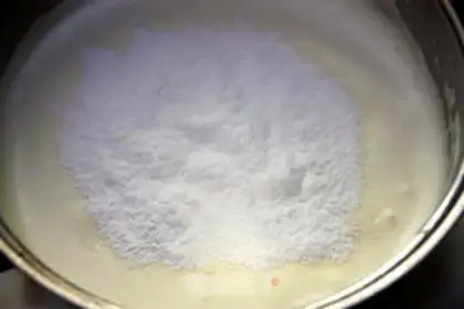 Make Red pomegranate velvet cake step 1