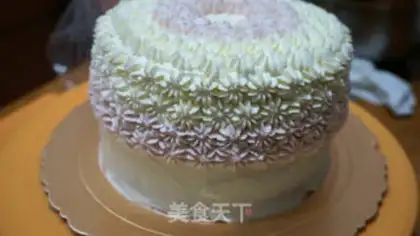 Make Gradual cream bouquet cake step 22