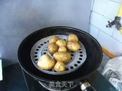 Make Fried potatoes step 0