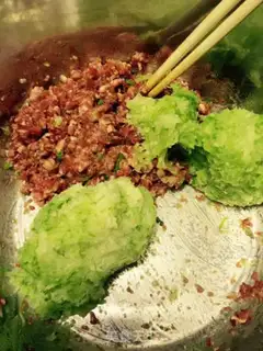Make Beef radish pots step 3