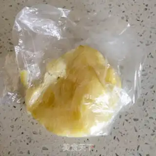 Make Eatable flashlight step 1