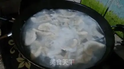 Make Eggs and spinach dumplings step 5