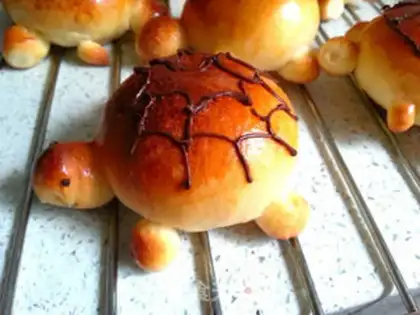 Make Little turtle loaf step 15