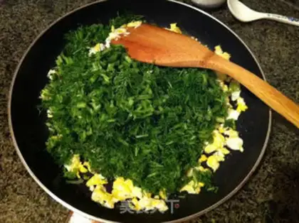 Make Spicy omelet step 1