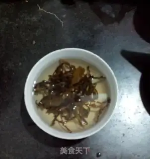 Make Tea, tomato, fish head step 1