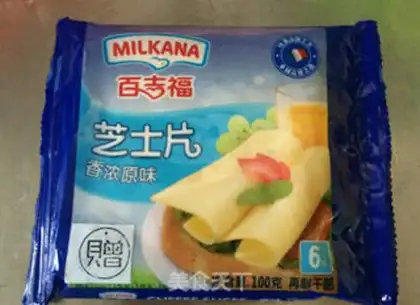 Make Onion cheesecon step 0