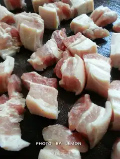 Make A thousand pieces of meat step 1
