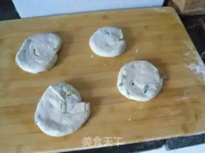 Make Pretzel onions step 5