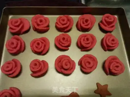 Make Rose cookies step 14