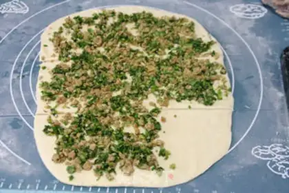 Make A lasagna onions step 8
