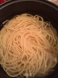 Make Spaghetti step 1