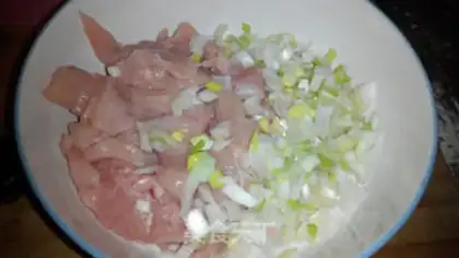 Make Chicken onions step 1