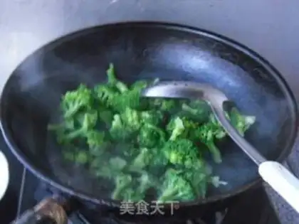 Make Fried broccoli step 2