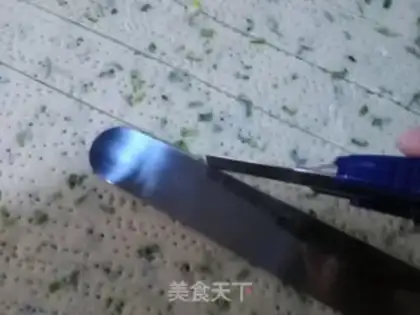 Make Crackers with onion step 10