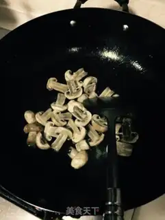 Make Pelican mouth mushrooms step 2