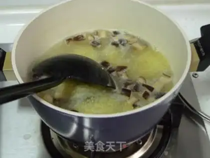 Make Sea cucumber mushroom porridge step 6