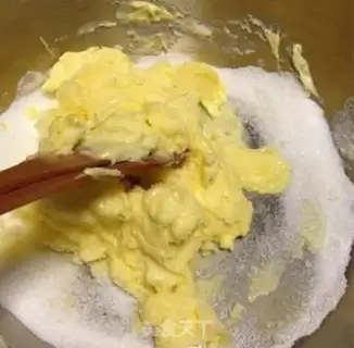 Make Panda cookies step 2