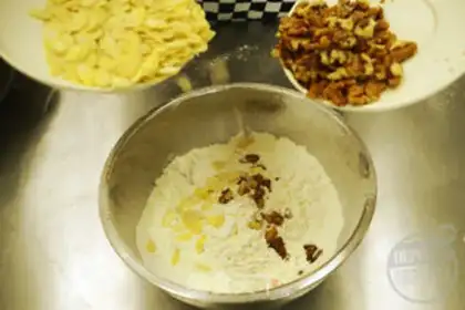 Make Chocolate nuts step 2