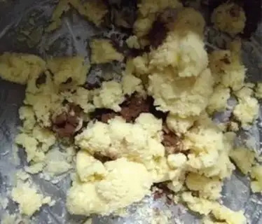 Make Panda cookies step 8