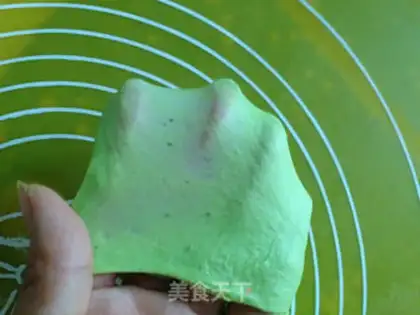 Make Five-colour vegetable toast step 1