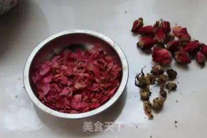 Make Butter rose cake step 1