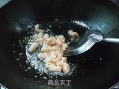 Make Shrimp and sweet peas step 2