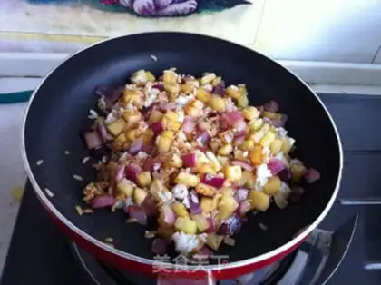 Make Cashewball fried rice step 8