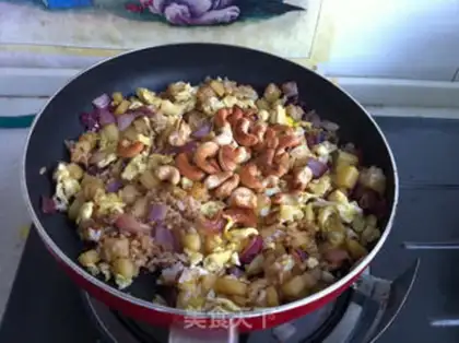 Make Cashewball fried rice step 10