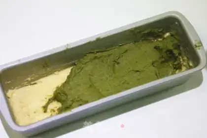 Make Three-colour marble oil cake step 8