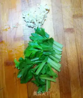 Make Chestnut fried rice step 1