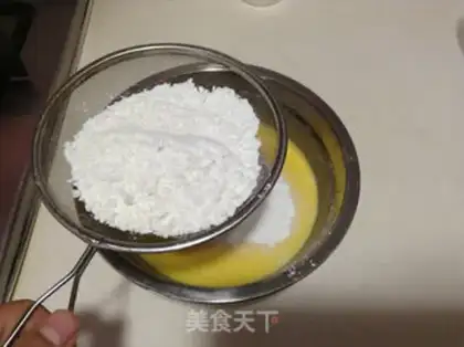 Make Yogurt cake step 2